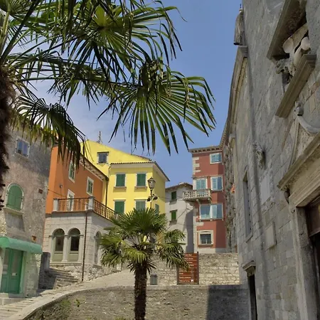 Studio In With Sea View, Balcony, Air Conditioning, Wi-fi Rabac