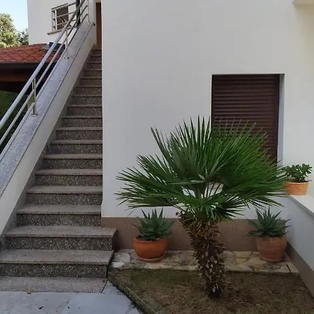 Studio In With Sea View, Balcony, Air Conditioning, Wi-fi * Rabac