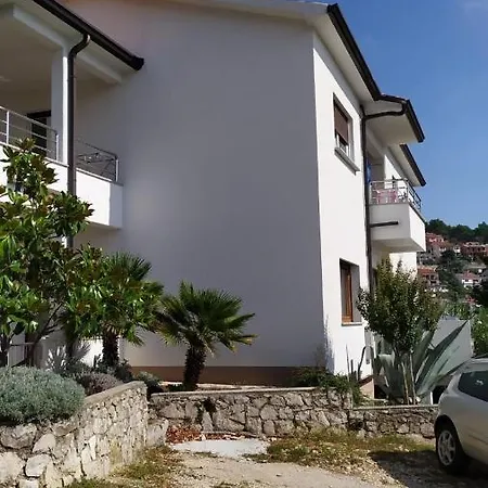 Studio In With Sea View, Balcony, Air Conditioning, Wi-fi Rabac