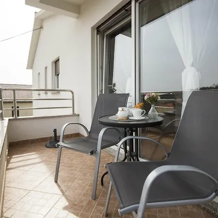 Studio In With Sea View, Balcony, Air Conditioning, Wi-fi Appartement